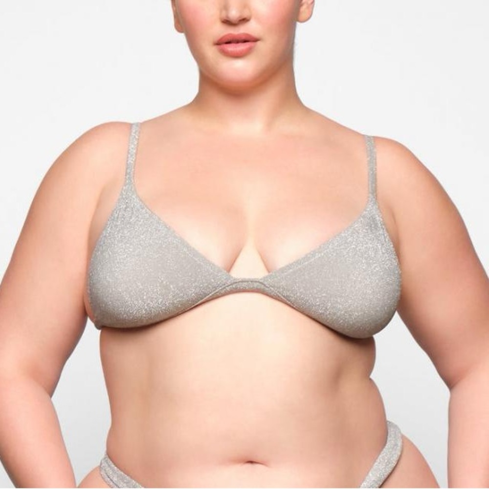 SKIMS NWT Glitter Tanga Bikini Top in Nickel